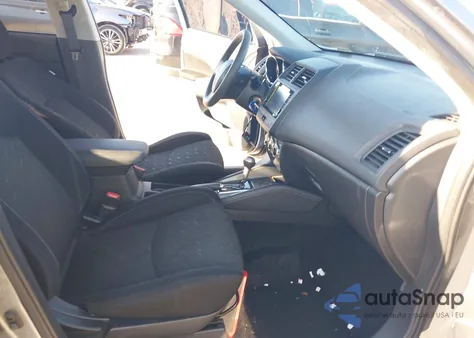 2020 Mitsubishi Outlander Sport 2.0 Es z USA, uszkodzony, nr VIN JA4AP3AU0LU029301